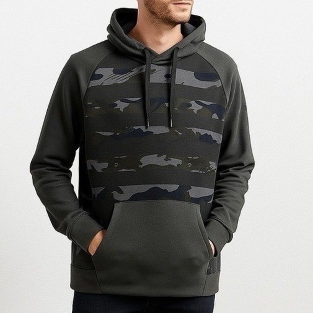 Nike Gray & Green Camouflaged Dri-Fit Hooded Sweatshirt